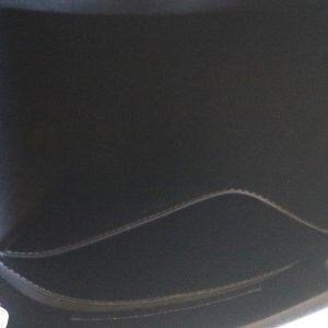 Everlane -- The Form Bag